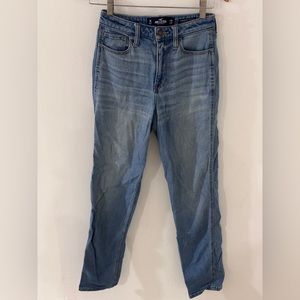 Hollister ultra high rise mom jean blue